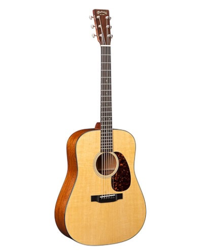 Martin Standard D-18, sis. Martin kova laukku