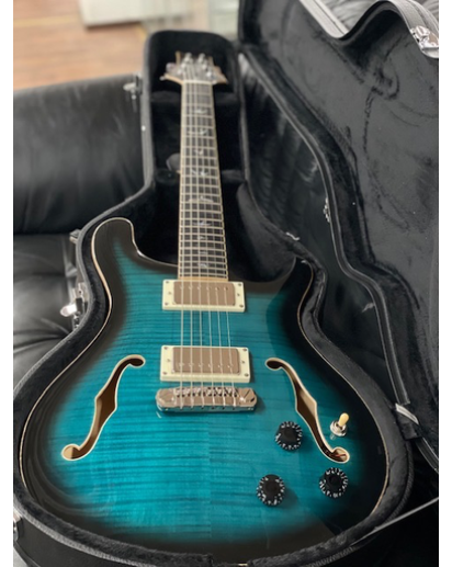 KÄYTETTY: PRS SE Hollowbody-II Piezo, Peacock Blue Burst sis. kova laukku