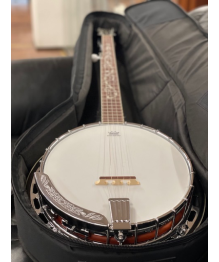 KÄYTETTY: Ibanez B200 Banjo + Gigbag