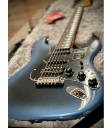 Fender® American Pro II Stratocaster HSS, Rosewood, Dark Night + Deluxe case
